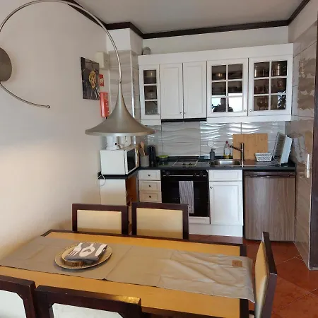 Paradise Apartment *